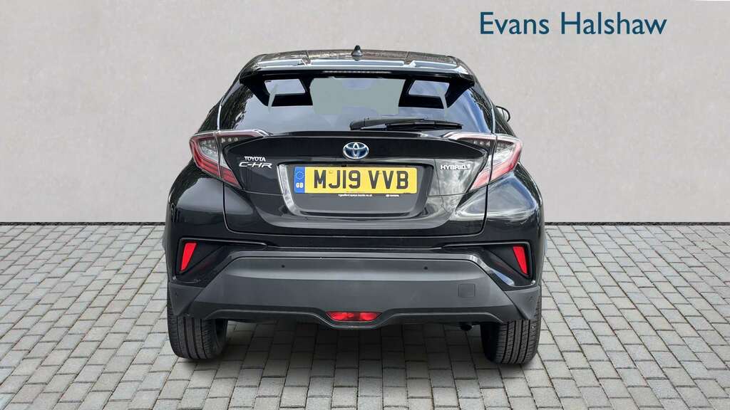 Toyota C-Hr 1.8 Hybrid Excel Cvt Leather 2019 Black #4
