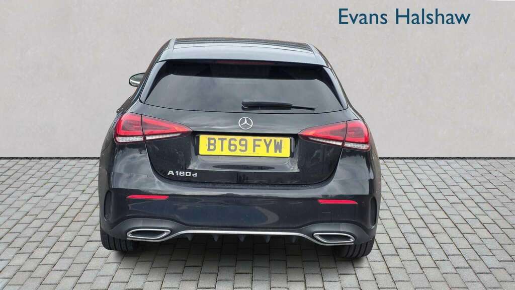 Mercedes-Benz A Class A180d Amg Line 2019 BT69FYW Black #4