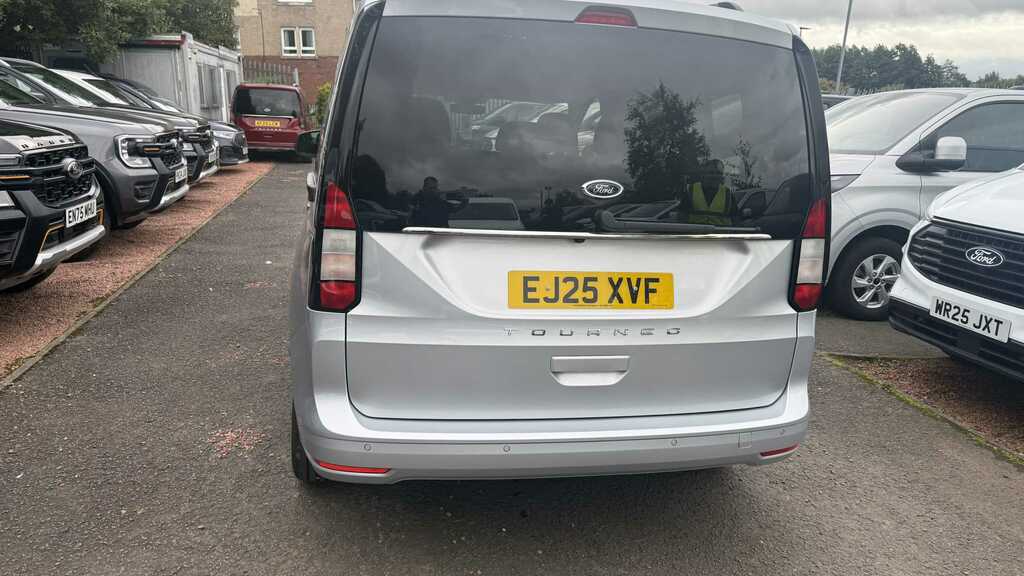 Ford Tourneo Connect 2.0 Ecoblue Titanium 2025 Silver #6