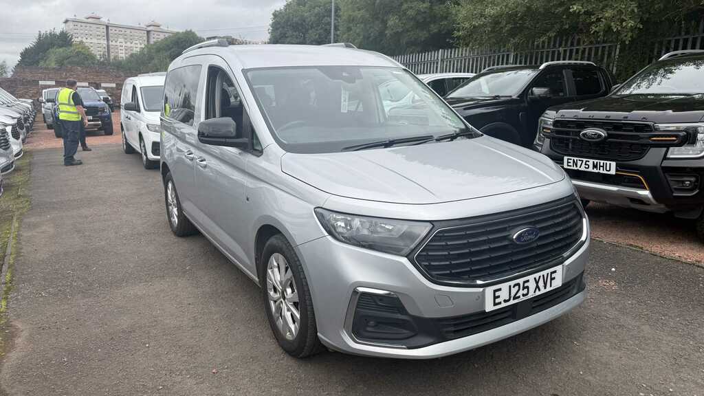 Ford Tourneo Connect 2.0 Ecoblue Titanium 2025 Silver