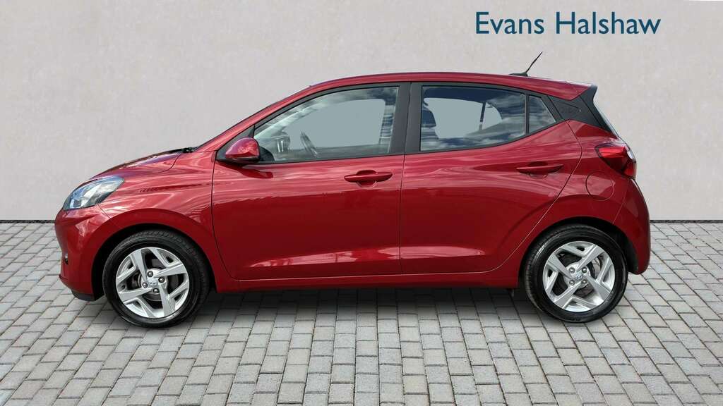 Hyundai I10 1.0 Mpi Se Connect 2022 Red #4