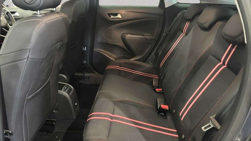 Vauxhall Crossland Ultimate White #11