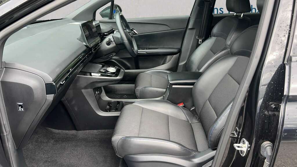 MG MG4 150Kw Trophy Ev Long Range 64Kwh 2023 Black #5
