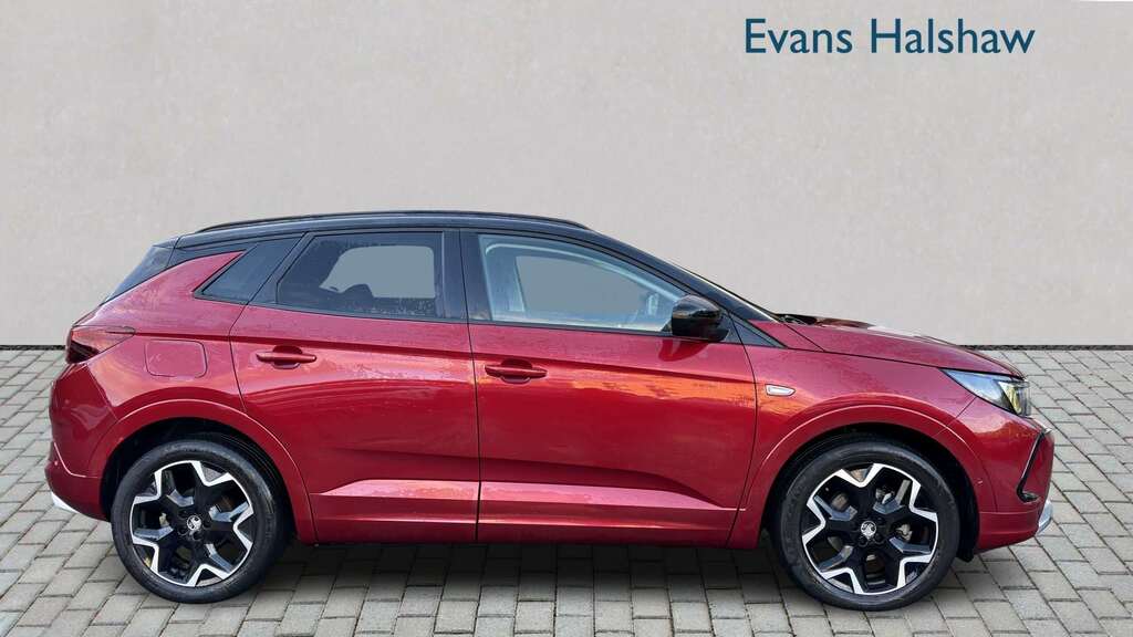 Vauxhall Grandland 1.2 Turbo Ultimate 2023 Red #6