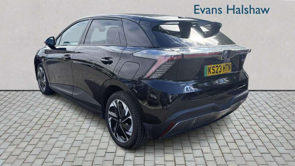 MG MG4 150Kw Trophy Ev Long Range 64Kwh 2023 Black #2