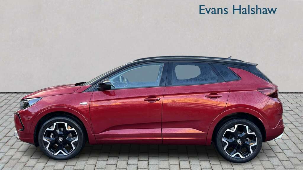 Vauxhall Grandland 1.5 Turbo D Ultimate 2023 Red #3