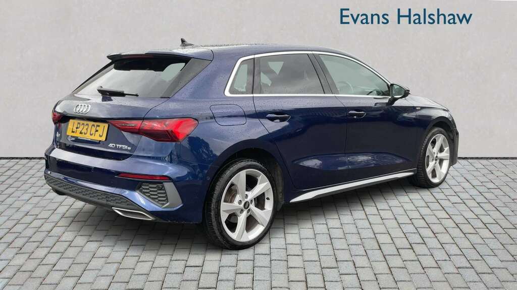 Audi A3 40 Tfsi E S Line S Tronic 2023 Blue #2