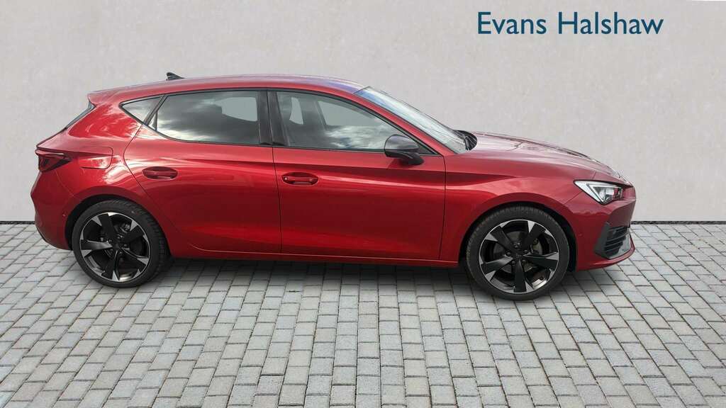 Cupra Leon 1.5 Etsi V1 Dsg 2023 Red #3