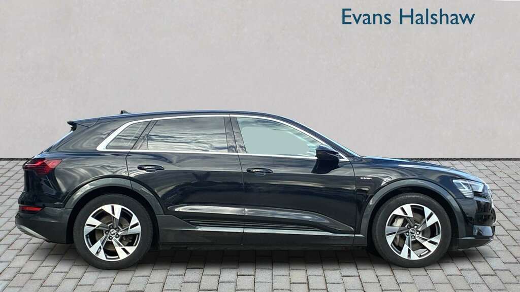 Audi E-tron 230Kw 50 Quattro 71Kwh Sport 2022 Black #5