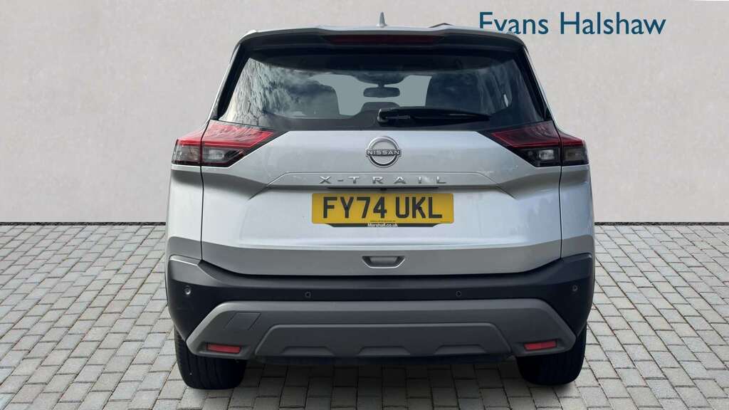 Nissan X-Trail 1.5 Mhev 163 Acenta Premium Xtronic 2024 Silver #6