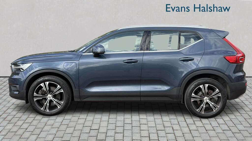 Volvo XC40 1.5 T5 Recharge Phev Inscription Pro 2022 Blue #3
