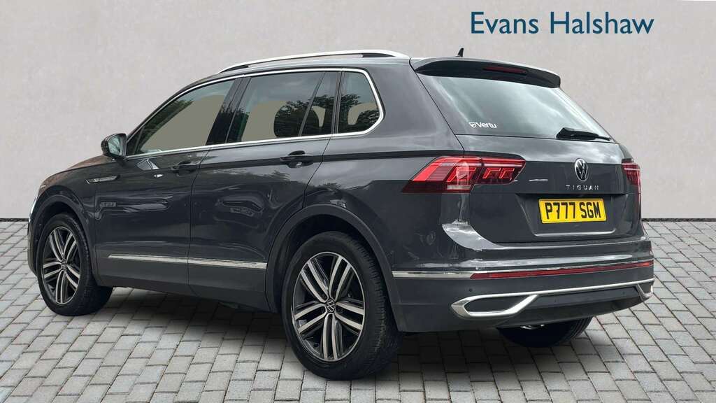 Volkswagen Tiguan 1.5 Tsi 150 Elegance Dsg 2022 Grey #2