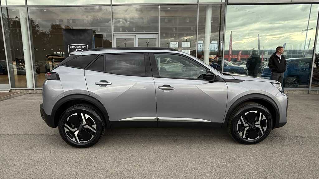 Peugeot 2008 1.2 Allure #8