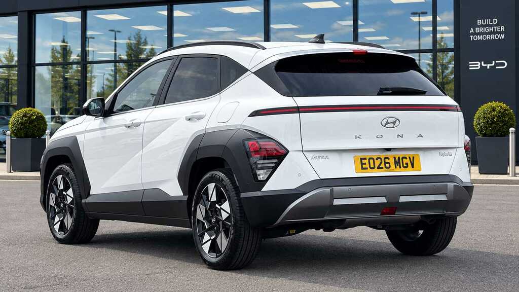 Hyundai Kona 1.6 Hybrid 138 Ultimate Dct 2026 White #2