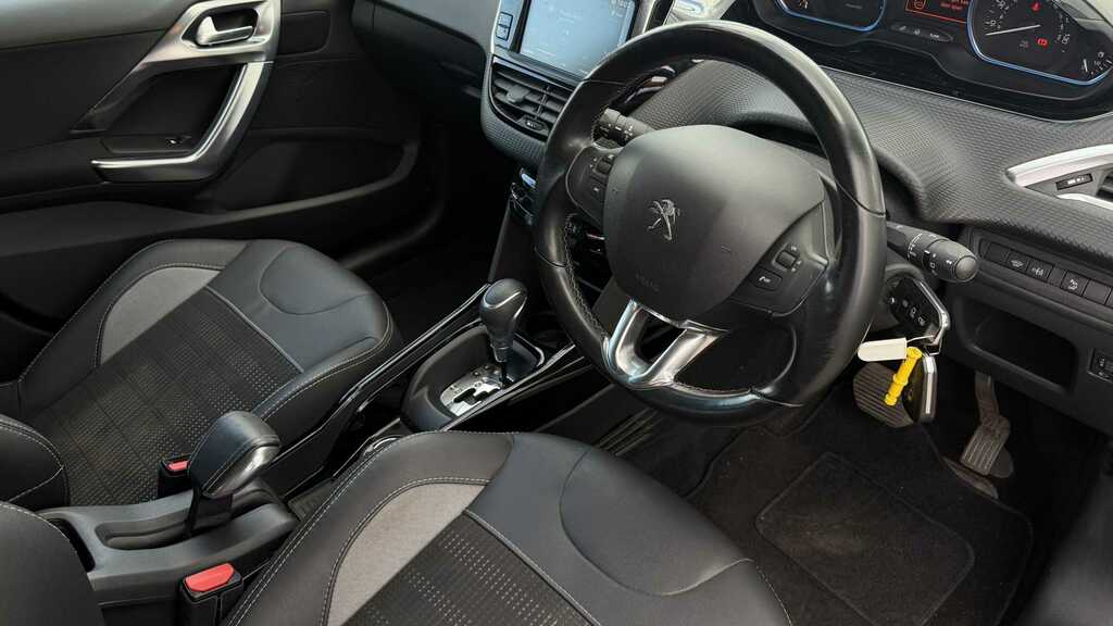 Peugeot 2008 Allure Grey #8