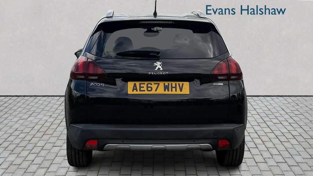 Peugeot 2008 1.2 Puretech 110 Allure Eat6 2017 Black #5