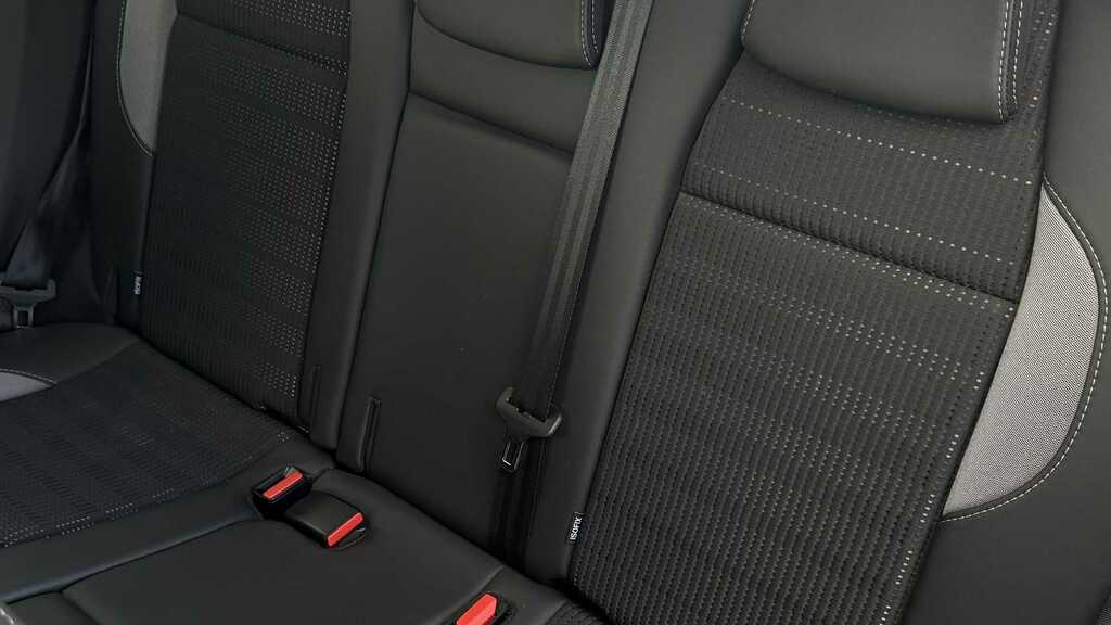 Peugeot 2008 Allure Grey #15