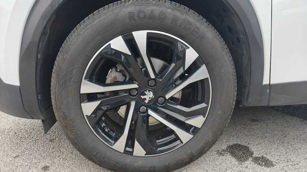 Peugeot 2008 Puretech Ss Gt Line Red #8