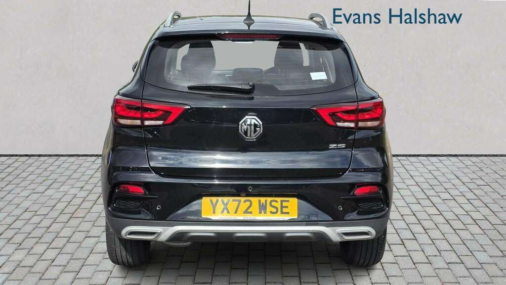 MG ZS 1.0T Gdi Exclusive Dct 2022 Black #4