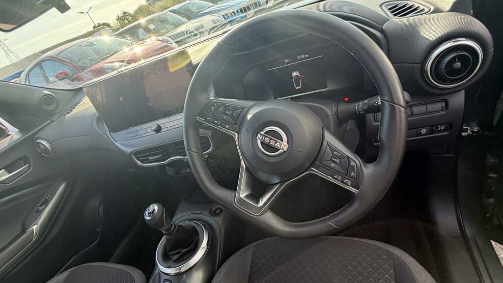Nissan Juke 1.6 Hybrid Tekna Blue #10