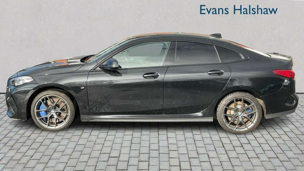 BMW 2 Series 218I 136 M Sport Dct 2022 Black #3