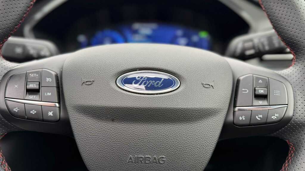 Ford Kuga 2.5 Fhev Black Package Edition Cvt Black #27