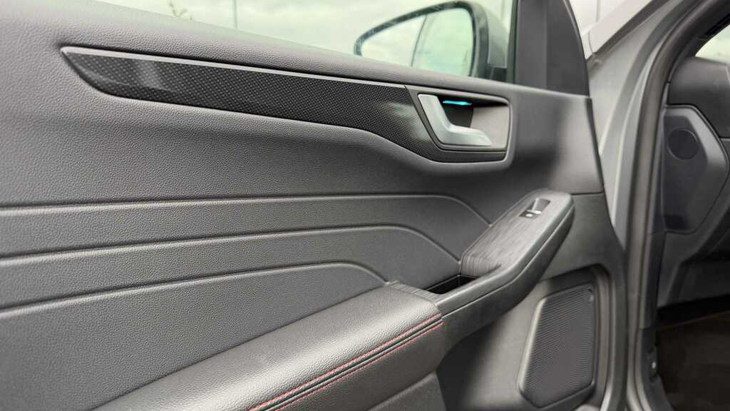Ford Kuga 2.5 Fhev Black Package Edition Cvt Black #11
