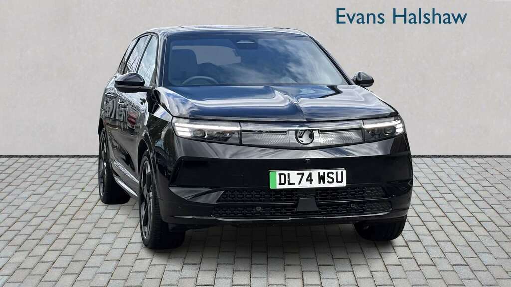 Vauxhall Grandland 157Kw Ultimate 73Kwh Panoramic Roof 202 Black
