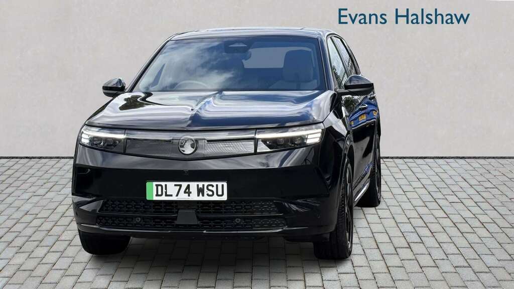 Vauxhall Grandland 157Kw Ultimate 73Kwh Panoramic Roof 202 Black #3