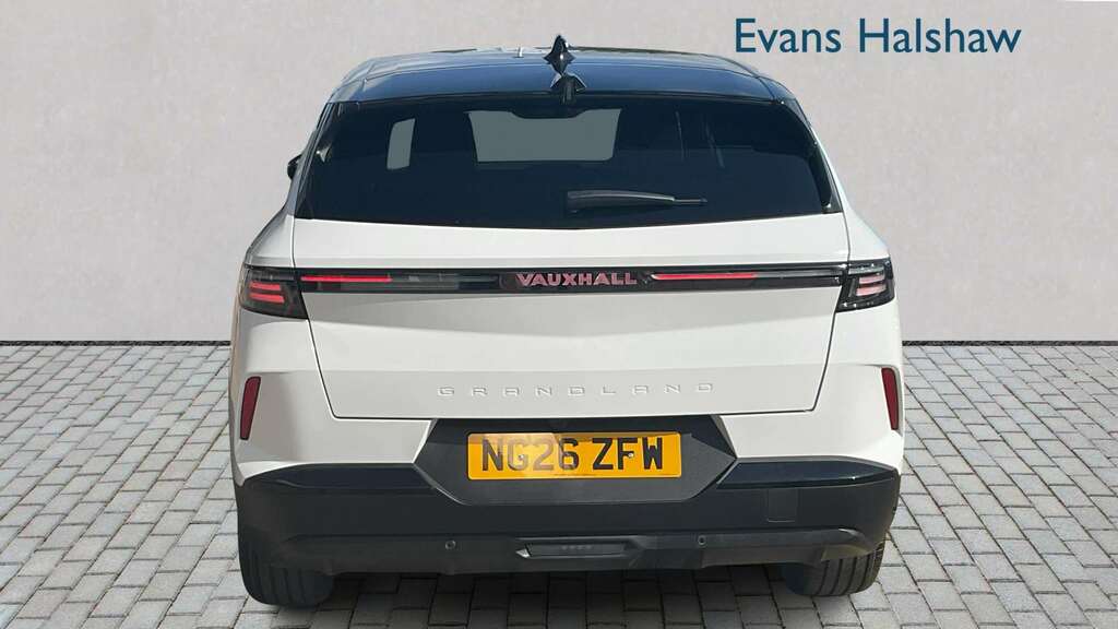 Vauxhall Grandland 1.2 Hybrid 145 Ultimate E-dct6 Fixed Roof 20 White #4