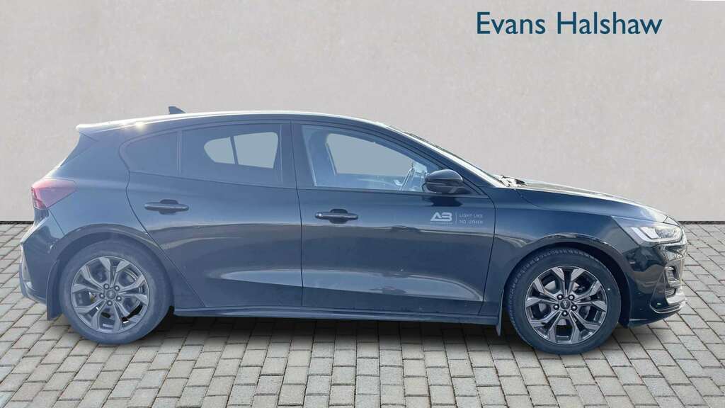 Ford Focus 1.0 Ecoboost St-line 2023 Black #2