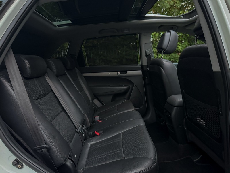 Kia Sorento  Brown #35