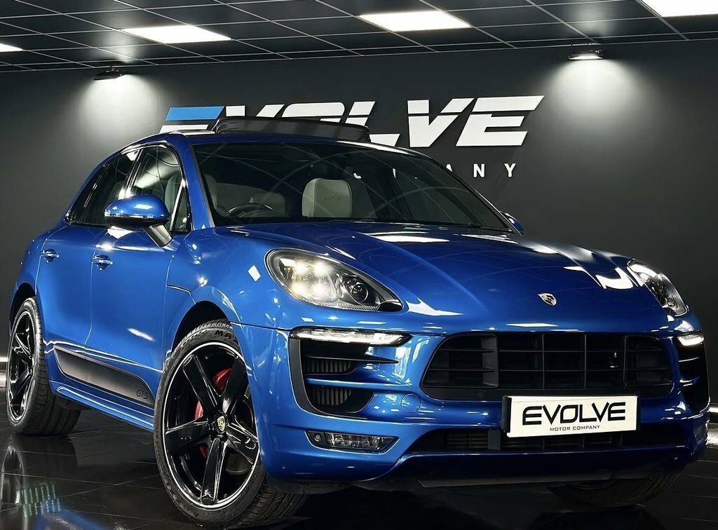 Porsche Macan 3L Gts Blue
