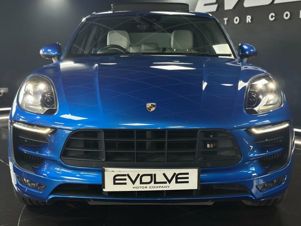 Porsche Macan 3L Gts Blue #4