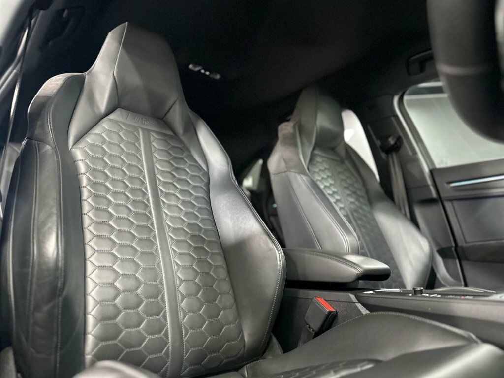 Audi RS Q3 Estate Black #27