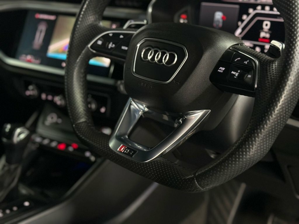 Audi RS Q3 Estate Black #19
