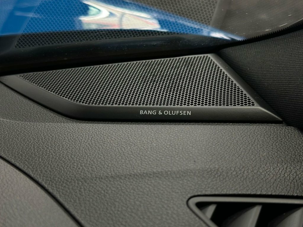 Audi RS Q3 Estate Black #24