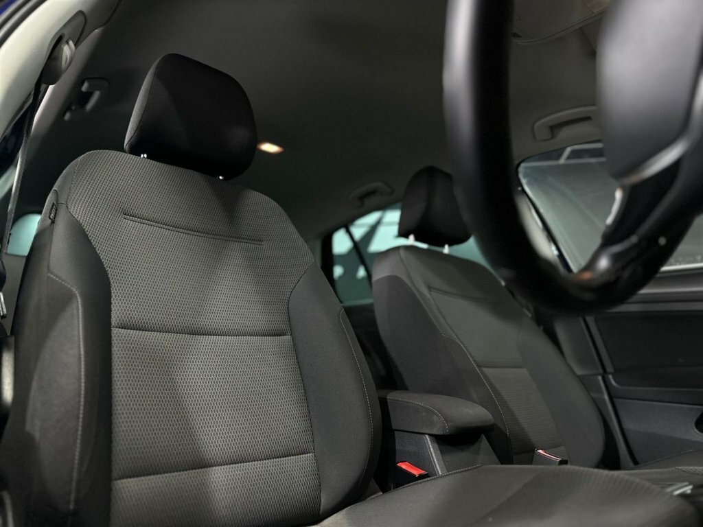 Volkswagen Golf Match Black #24