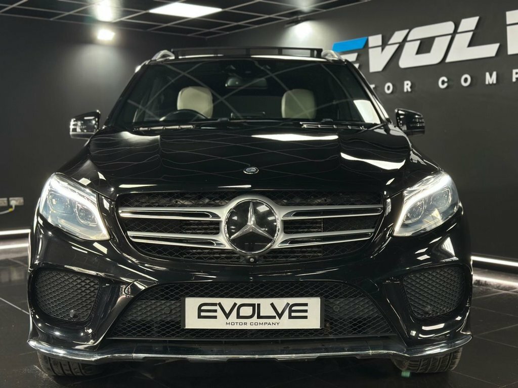 Mercedes-Benz GLE Class 3L Designo Line Black #4
