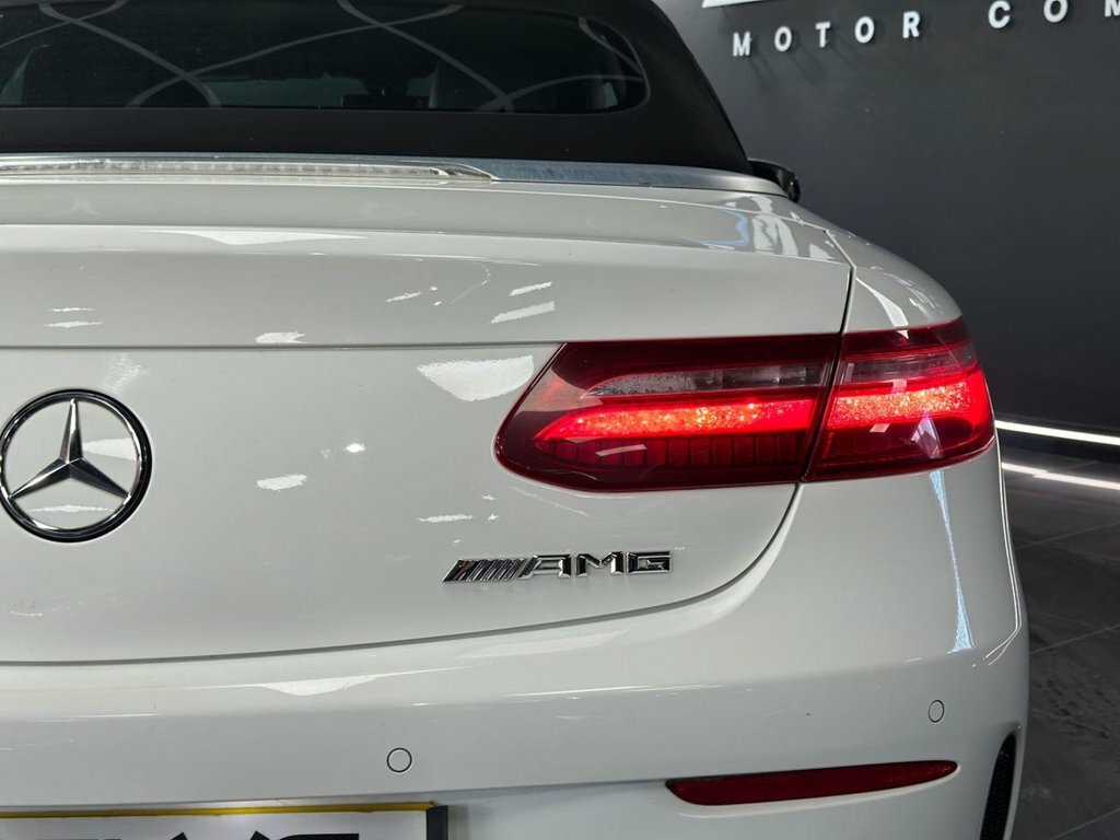 Mercedes-Benz E Class 2L Amg Line White #6