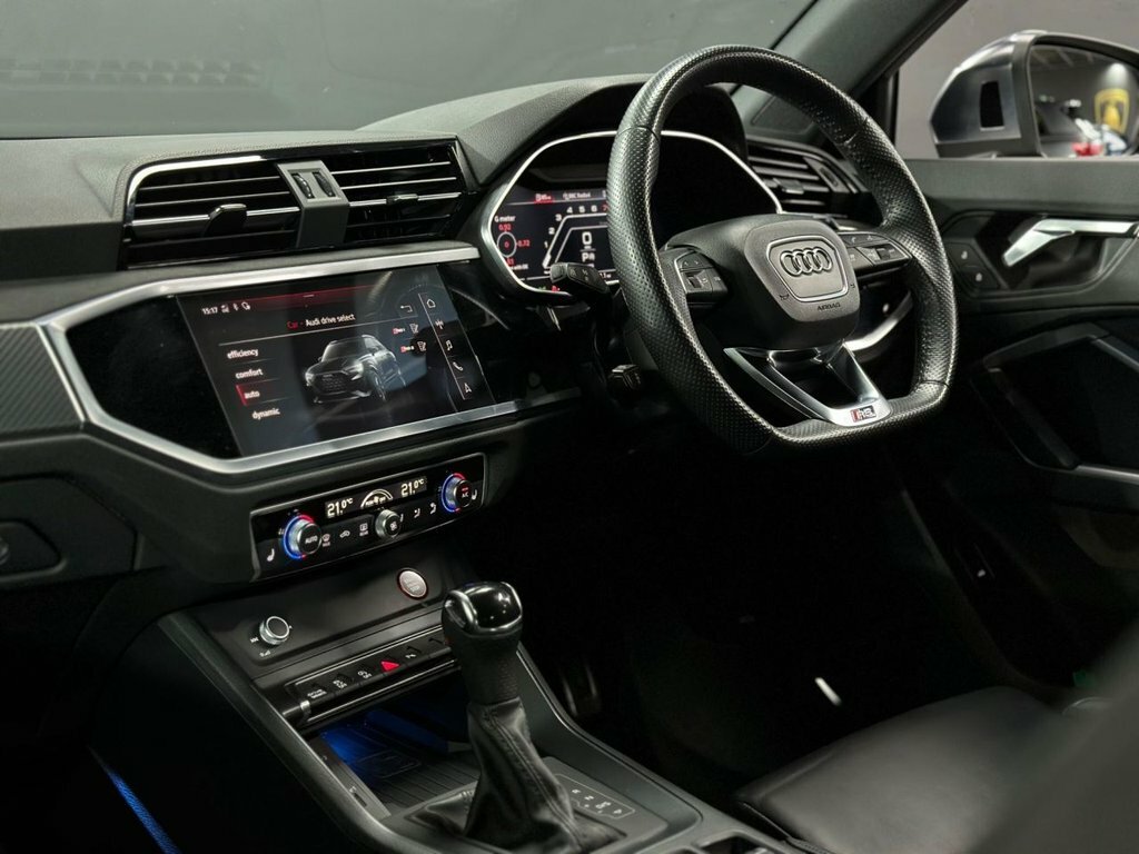 Audi RS Q3 Tfsi Audi Sport Edition Black #16
