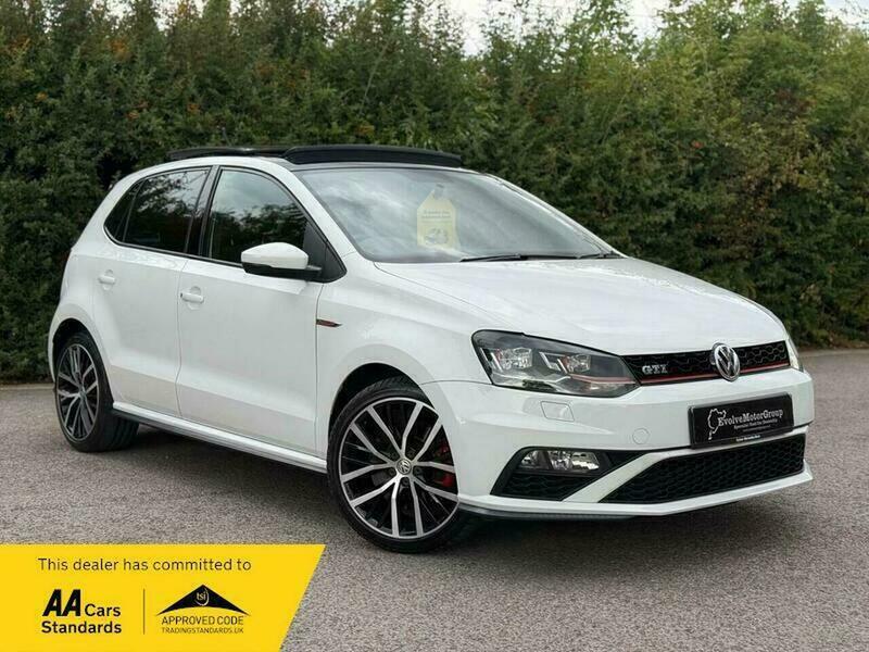 Volkswagen Polo 1.8 Tsi Bluemotion Tech NK17XHX White