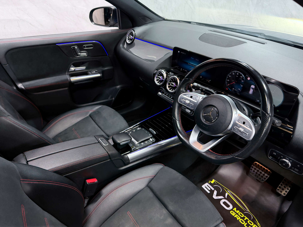 Mercedes-Benz GLA Class Amg Line Premium D LN70HVT #3