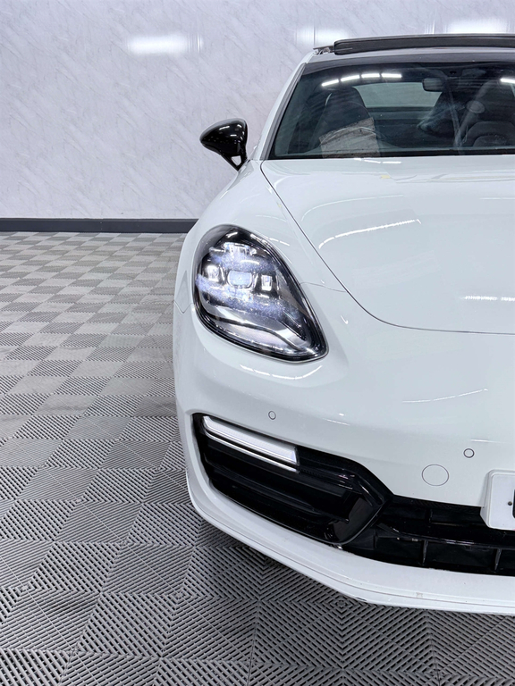Porsche Panamera Panamera 4 E-hybrid Grey #69