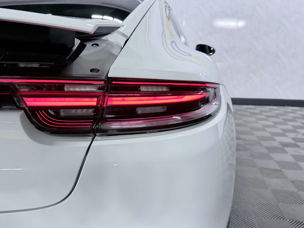 Porsche Panamera Panamera 4 E-hybrid Grey #34