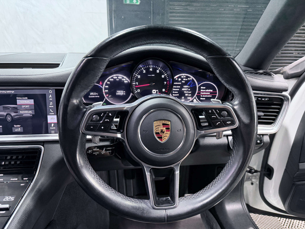 Porsche Panamera Panamera 4 E-hybrid Grey #56