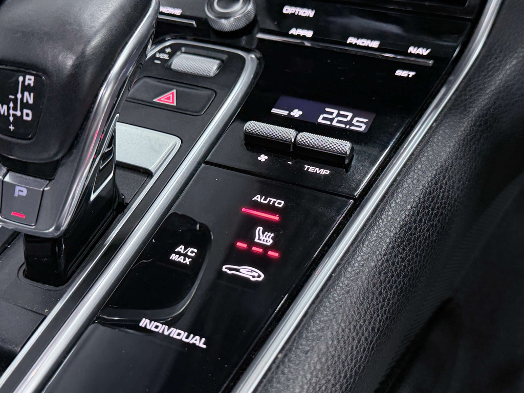 Porsche Panamera Panamera 4 E-hybrid Grey #60