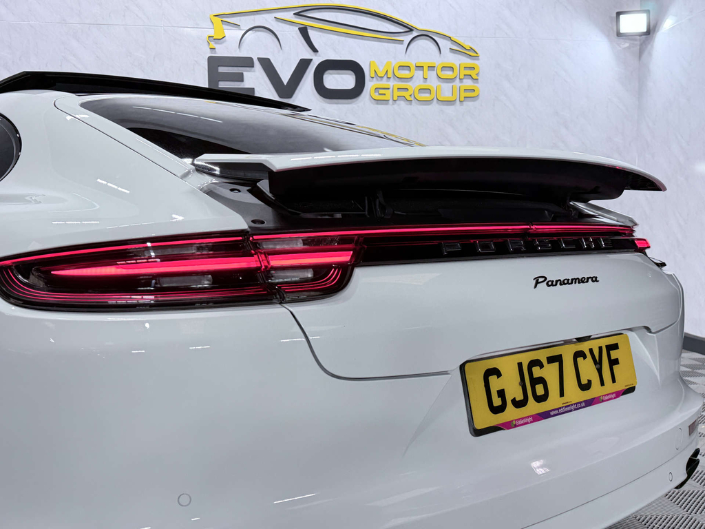 Porsche Panamera Panamera 4 E-hybrid Grey #28