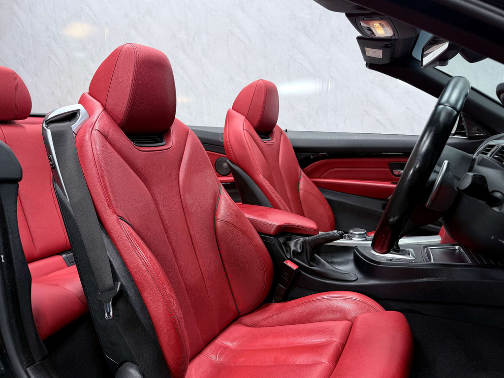 BMW 4 Series M Sport Black #32