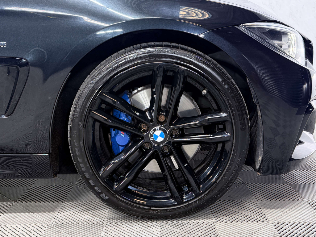 BMW 4 Series M Sport Black #27